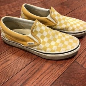 VANS  CHECKERED YOUTH 4.5 or LADIES  or MENS 5.5